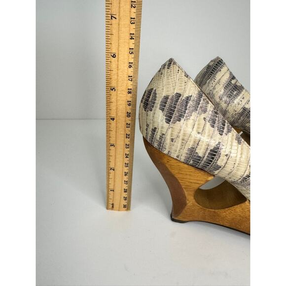 Schuler & Sons Anthropologie Women's Size 7M Snakeskin Cutout Wedge Heels - Picture 9 of 10